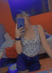 Leticia mostrando su cuerpo 2