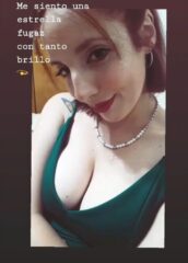 Estrella mostrando sus ricas tetas 7
