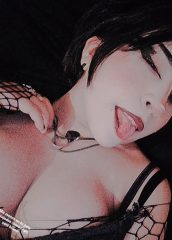 Morrita de deliciosas tetas 2